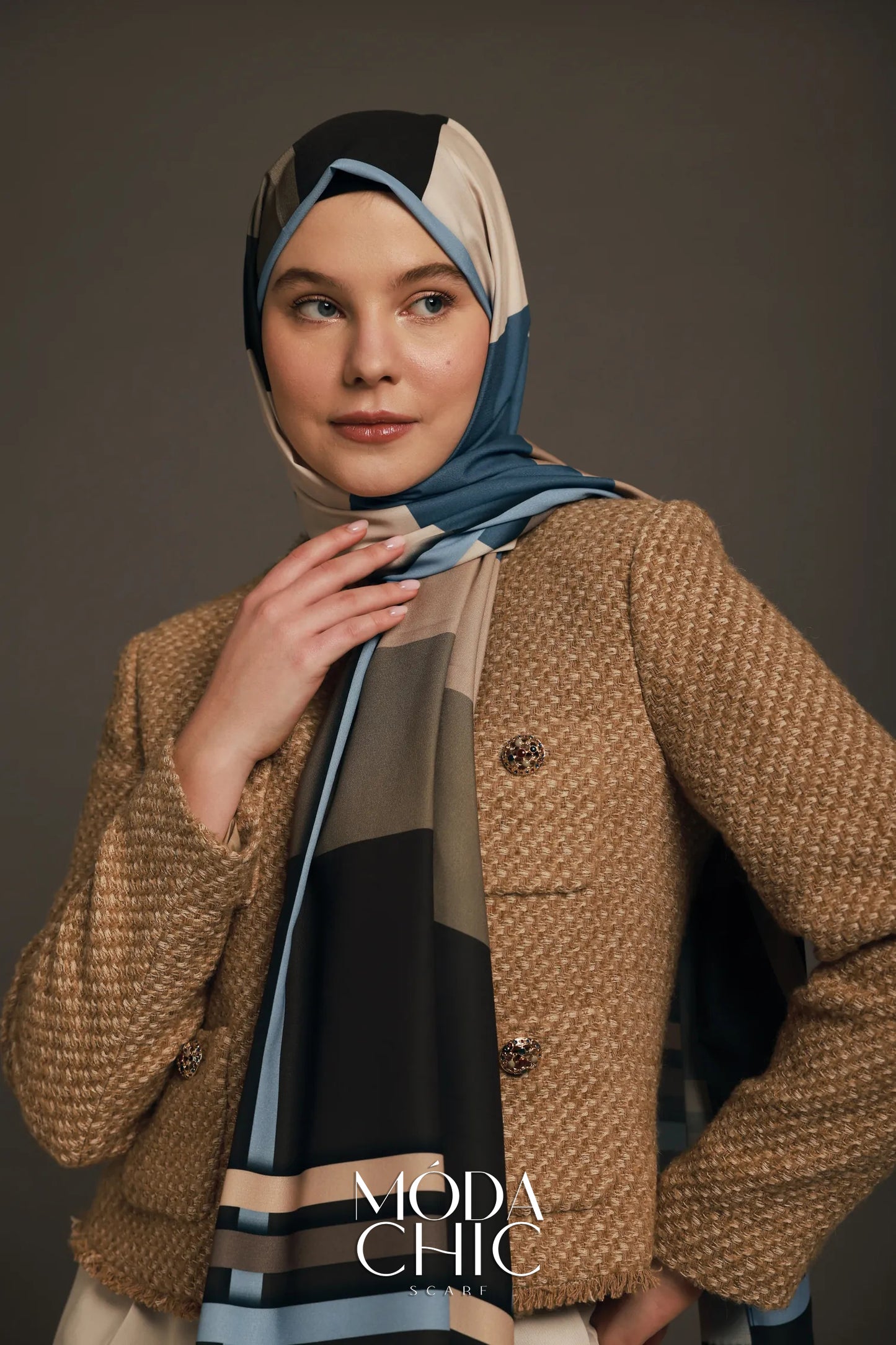 Motif Diez - Brun Amer