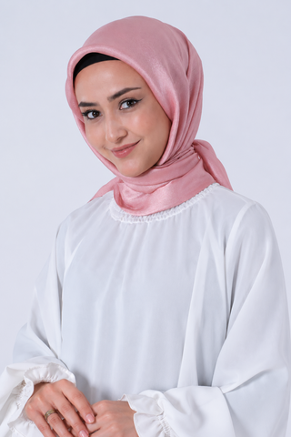Foulard Janjan - Rose Poudré, portrait sans accessoires, vue 2
